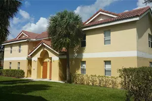 7640 Westwood Dr, Tamarac, FL 33321 - Photo 5