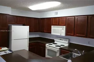 7640 Westwood Dr, Tamarac, FL 33321 - Photo 7