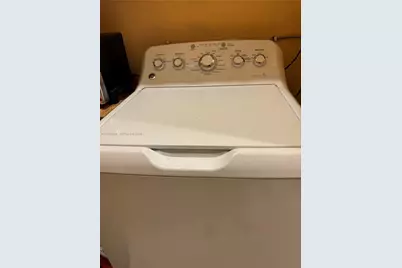 1350 W 53rd St #24, Hialeah, FL 33012 - Photo 21