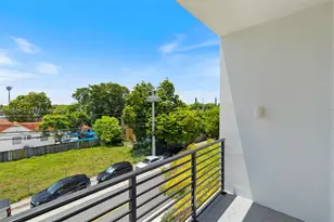 503 NE 61st St, Miami, FL 33137 - Photo 43