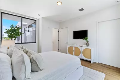 503 NE 61st St, Miami, FL 33137 - Photo 19