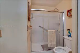 7641 NW 99th Ave, Tamarac, FL 33321 - Photo 13