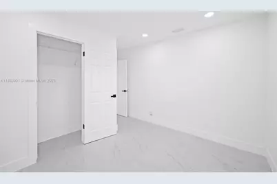 8201 SW 7th Ct, North Lauderdale, FL 33068 - Photo 17