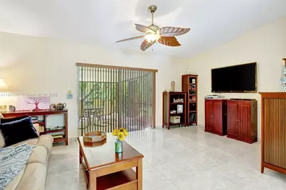 18045 SW 87th Ct, Palmetto Bay, FL 33157 - Photo 11