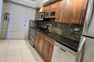 18071 Biscayne Blvd, Aventura, FL 33160 - Photo 3