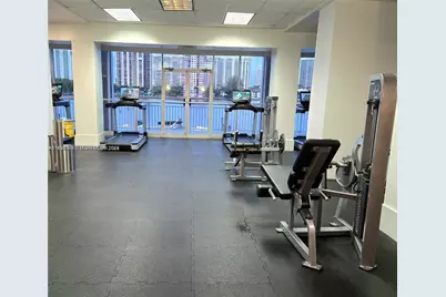 18071 Biscayne Blvd #302, Aventura, FL 33160 - Photo 31