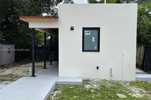 150 NW 44th St, Miami, FL 33127 - Photo 11