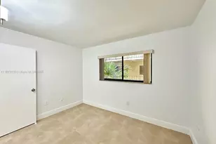8035 SW 107th Ave, Miami, FL 33173 - Photo 15