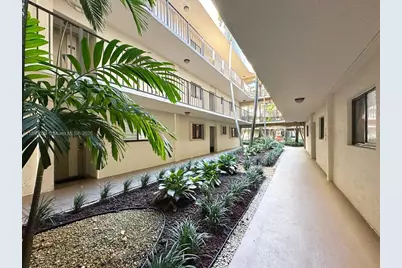 8035 SW 107th Ave #211, Miami, FL 33173 - Photo 3