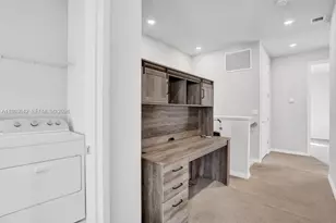 1422 Silk Oak Dr, Hollywood, FL 33021 - Photo 39