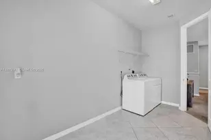 1422 Silk Oak Dr, Hollywood, FL 33021 - Photo 37