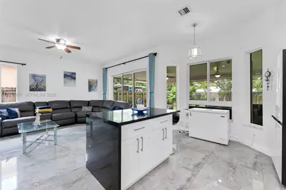382 NE 19th Ave, Homestead, FL 33033 - Photo 5