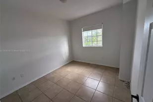 5271 SW 8th St, Miami, FL 33134 - Photo 13