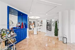 905 Brickell Bay Dr, Miami, FL 33131 - Photo 9