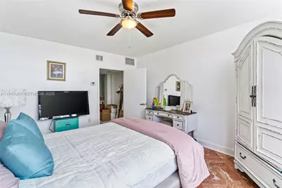 905 Brickell Bay Dr #230, Miami, FL 33131 - Photo 37