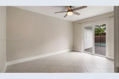 740 Beachwood Ln, Plantation, FL 33317 - Photo 13