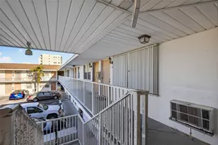 810 Lake Shore Dr, Lake Park, FL 33403 - Photo 17