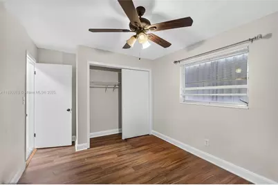 810 Lake Shore Dr #40, Lake Park, FL 33403 - Photo 9