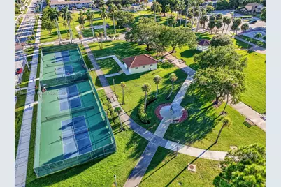 810 Lake Shore Dr #40, Lake Park, FL 33403 - Photo 27