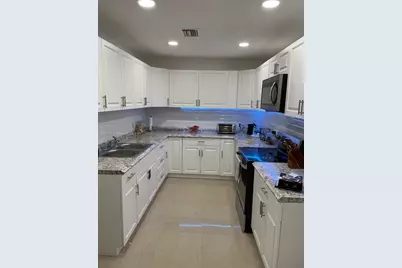 1628 NW 15th St, Miami, FL 33125 - Photo 3