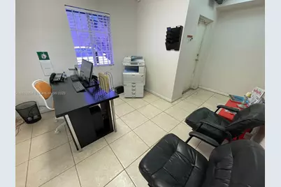 10820 NW 138th St #1-C, Hialeah Gardens, FL 33018 - Photo 7