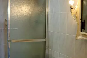 300 Bayview Dr, Sunny Isles Beach, FL 33160 - Photo 11