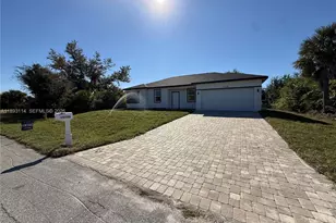 10138 Wildcat St, Port Charlotte, FL 33981 - Photo 3