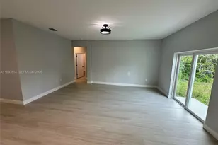 10138 Wildcat St, Port Charlotte, FL 33981 - Photo 7