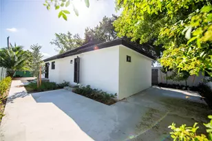 764 NW 36th Ave, Miami, FL 33125 - Photo 11