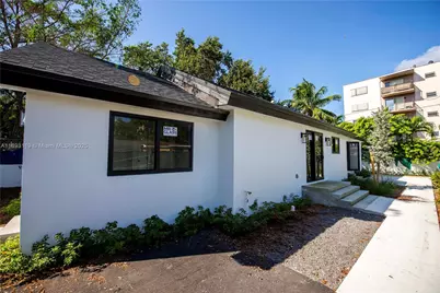 764 NW 36th Ave #2, Miami, FL 33125 - Photo 9