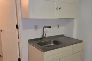 4716 SW 1st St, Miami, FL 33134 - Photo 3