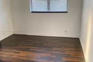 1900 Diana Dr, Hallandale Beach, FL 33009 - Photo 7