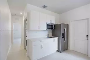 16261 SW 148th Ave, Miami, FL 33187 - Photo 5