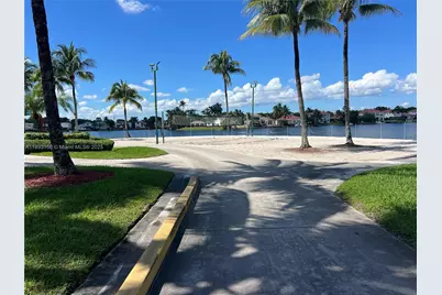 10700 NW 66th St #411, Doral, FL 33178 - Photo 23