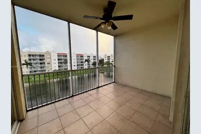 10700 NW 66th St #411, Doral, FL 33178 - Photo 11