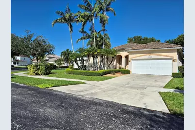 2902 Augusta Dr, Homestead, FL 33035 - Photo 1