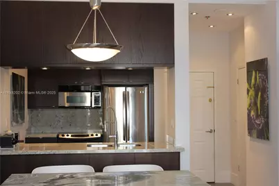 540 Brickell Key Dr #522, Miami, FL 33131 - Photo 13