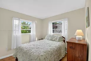 331 N 71st Ave, Hollywood, FL 33024 - Photo 25