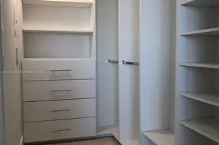 50 Biscayne Blvd, Miami, FL 33132 - Photo 7