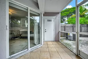 10101 SW 154th Cir Ct, Miami, FL 33196 - Photo 19
