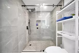 10101 SW 154th Cir Ct, Miami, FL 33196 - Photo 13