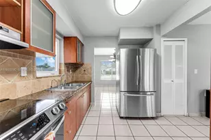 10121 SW 4th St, Miami, FL 33174 - Photo 11