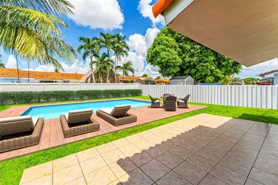 10121 SW 4th St, Miami, FL 33174 - Photo 23