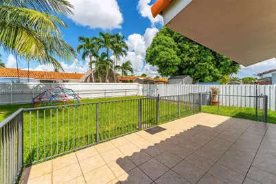 10121 SW 4th St, Miami, FL 33174 - Photo 23