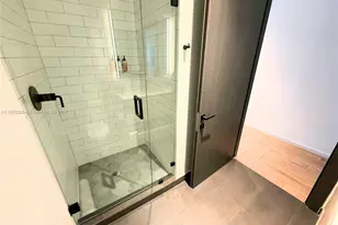 398 NE 5th St, Miami, FL 33132 - Photo 7