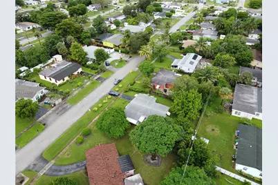 3411 NW 5th Ct, Lauderhill, FL 33311 - Photo 17