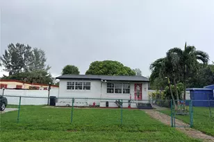 12510 W Golf Dr, Miami, FL 33167 - Photo 1