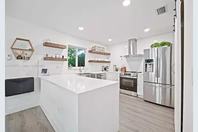 139 SW 159th Way, Sunrise, FL 33326 - Photo 19