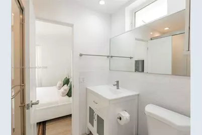 241 28th St #1, Miami Beach, FL 33140 - Photo 11