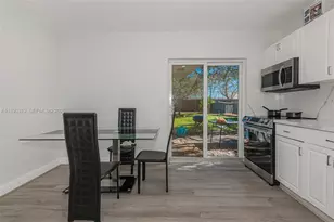 442 SW 22nd Ave, Fort Lauderdale, FL 33312 - Photo 11